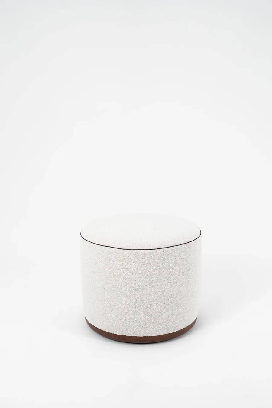 Le Cong pouf - view